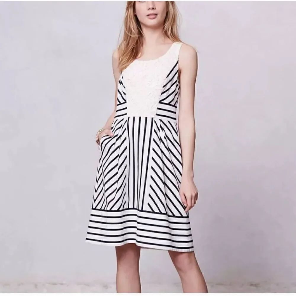 Anthropologie Navy & White Stripe Lace "Chessia Dress" by Maeve, Size 0 B3